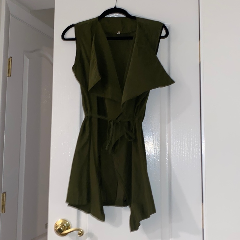 Green sleeveless